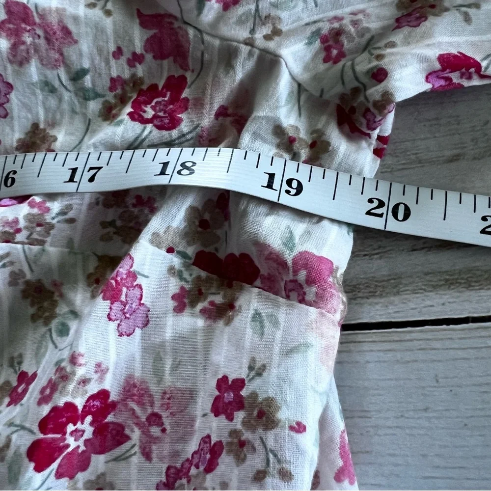 EUC Talbots Floral Cottagecore Top in White Red Pink size M - Picture 8 of 9